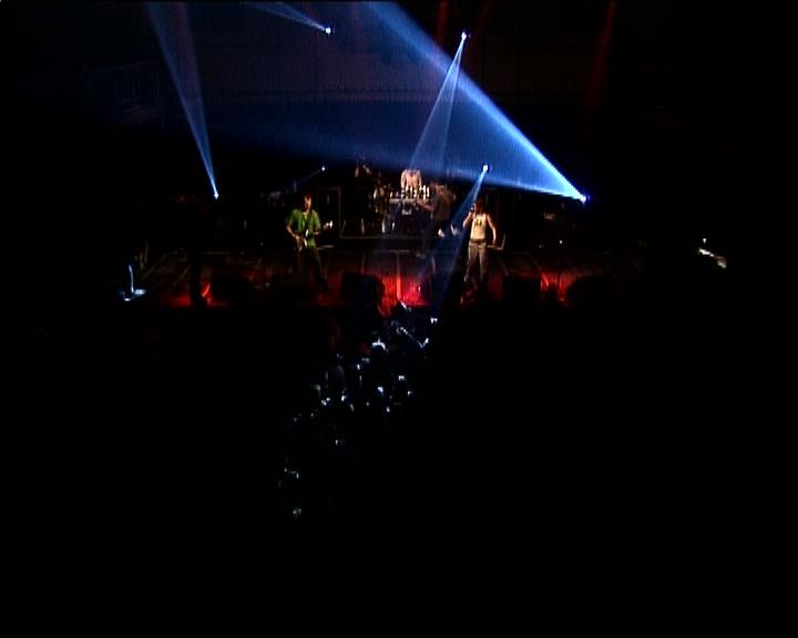 dvd3UuzV9.jpg