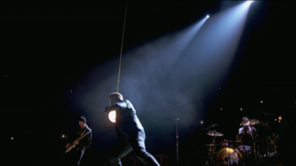 U2 - Innocence + Experience: Live in Paris (2016)  DVD9