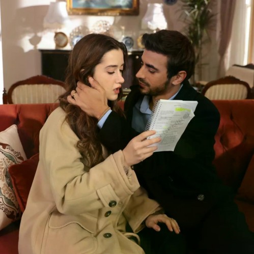 Atesin-esini-etkileme-cabalariArafta-Mertes-Romance-Series-Trendingturkish-love-story-dr-1.jpg